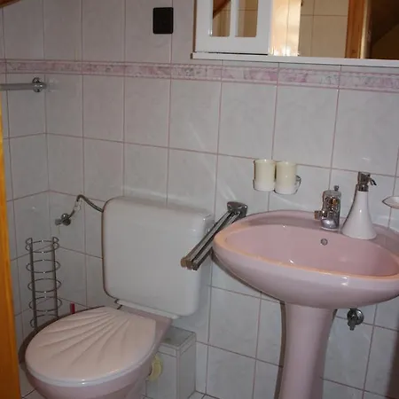 Διαμέρισμα Szivarvany Apartman
